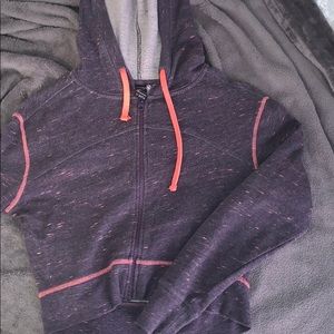 Cropped zip up